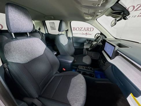 New 2026 Ford Maverick XLT image 32