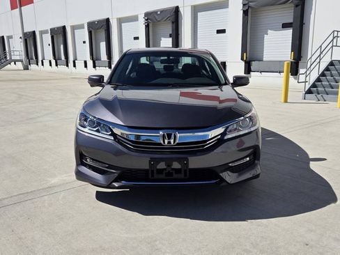 Used 2016 Honda Accord EX-L image 2