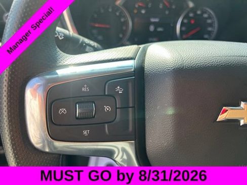 Used 2024 Chevrolet Blazer LT w/ Convenience Package FWD image 18