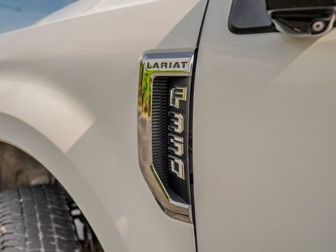 Used 2021 Ford F350 Lariat w/ Lariat Ultimate Package AWD/4WD image 11