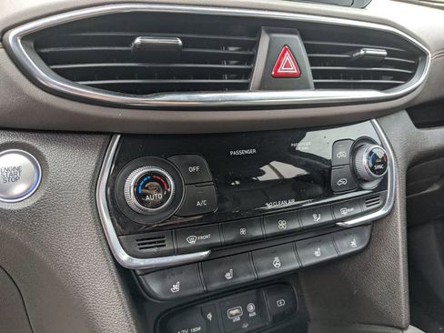 Used 2020 Hyundai Santa Fe Limited image 22