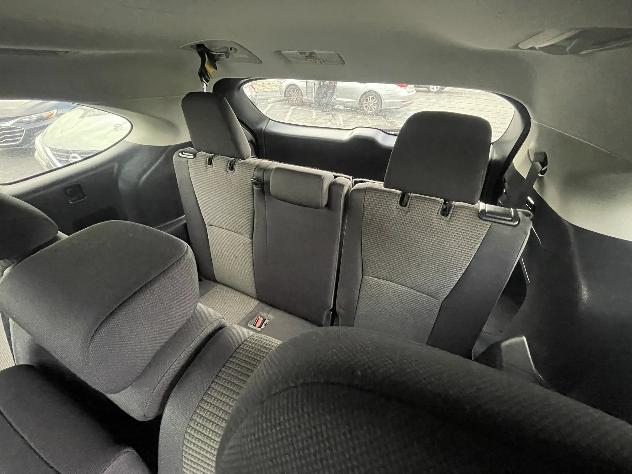 Used 2023 Toyota Highlander L FWD image 21