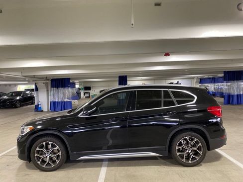 Used 2020 BMW X1 xDrive28i w/ Convenience Package AWD/4WD image 2