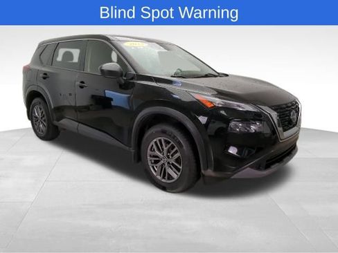 Used 2023 Nissan Rogue S AWD/4WD image 10