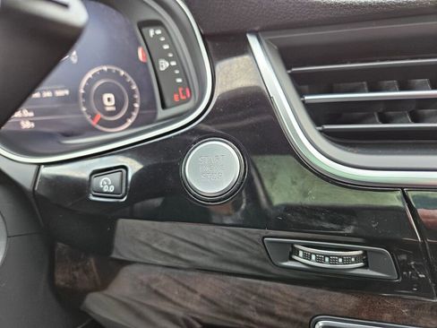 Used 2017 Audi Q7 3.0T Premium Plus w/ Premium Plus Package image 27