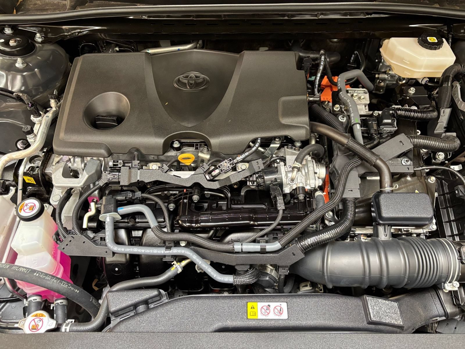 Used 2026 Toyota Camry LE FWD image 30