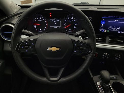Used 2024 Chevrolet Trax LS FWD image 22