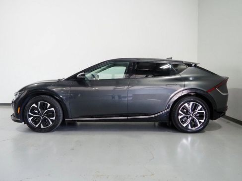 Used 2024 Kia EV6 Wind AWD/4WD image 8