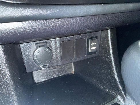 Used 2019 Toyota Corolla LE image 26