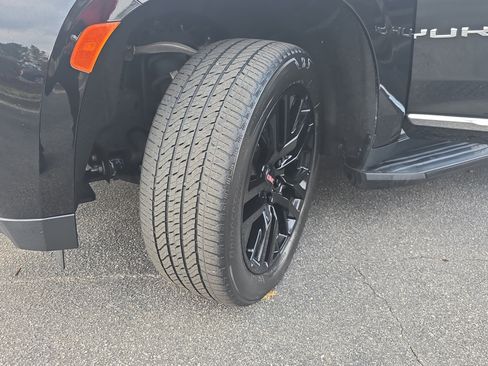 Used 2023 GMC Yukon SLT image 33