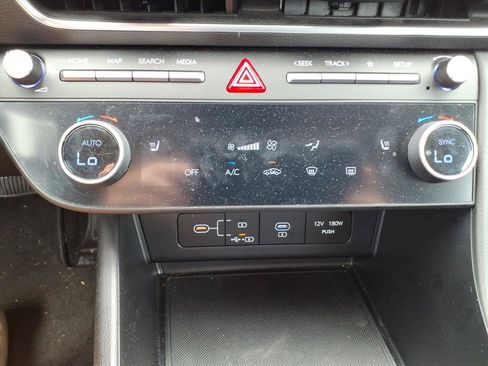 Used 2025 Hyundai Sonata SEL FWD image 22