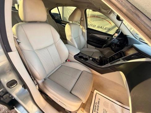 Used 2016 INFINITI Q50 Red Sport 400 image 21