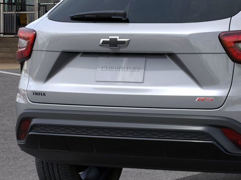 New 2026 Chevrolet Trax RS image 14