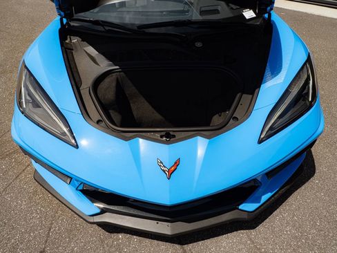 Used 2025 Chevrolet Corvette Stingray Preferred Cpe w/ 2LT RWD image 27