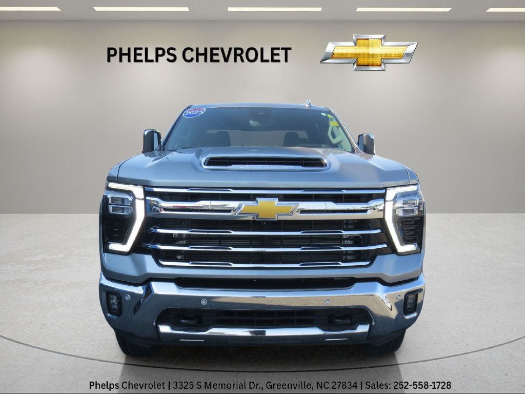 Certified 2025 Chevrolet Silverado 2500 LTZ w/ LTZ Convenience Package AWD/4WD image 10