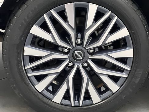Used 2025 Nissan Altima 2.5 SV FWD image 68