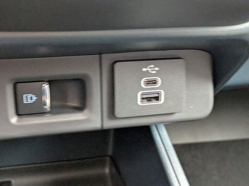 New 2026 Ford Maverick Lariat w/ 4K Tow Package image 23