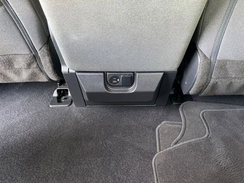 Used 2023 Ford F150 XLT image 30