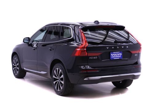 Certified 2023 Volvo XC60 B5 Plus image 6