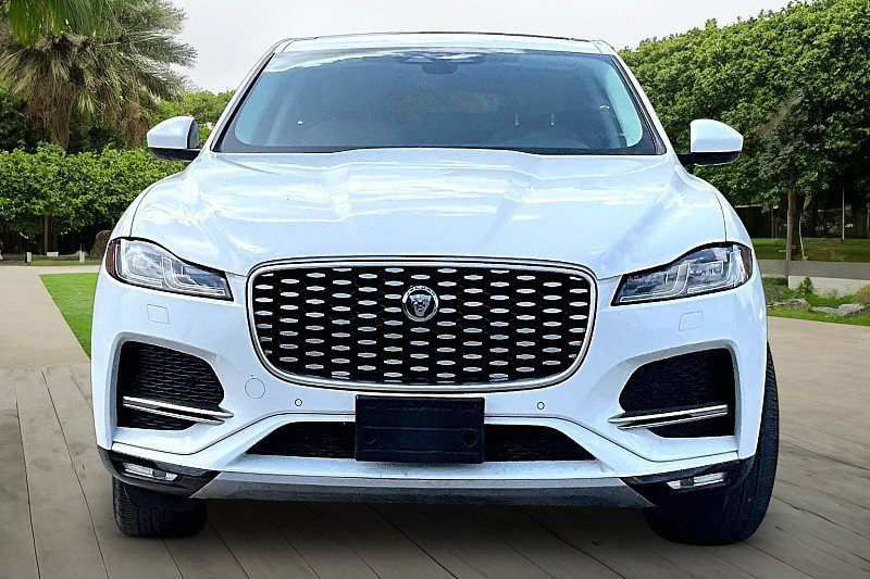Used 2022 Jaguar F-PACE S AWD/4WD image 2