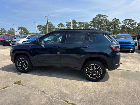 New 2026 Jeep Compass Trailhawk image 5