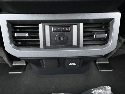 Used 2023 Ford F350 Lariat w/ Lariat Ultimate Package image 34