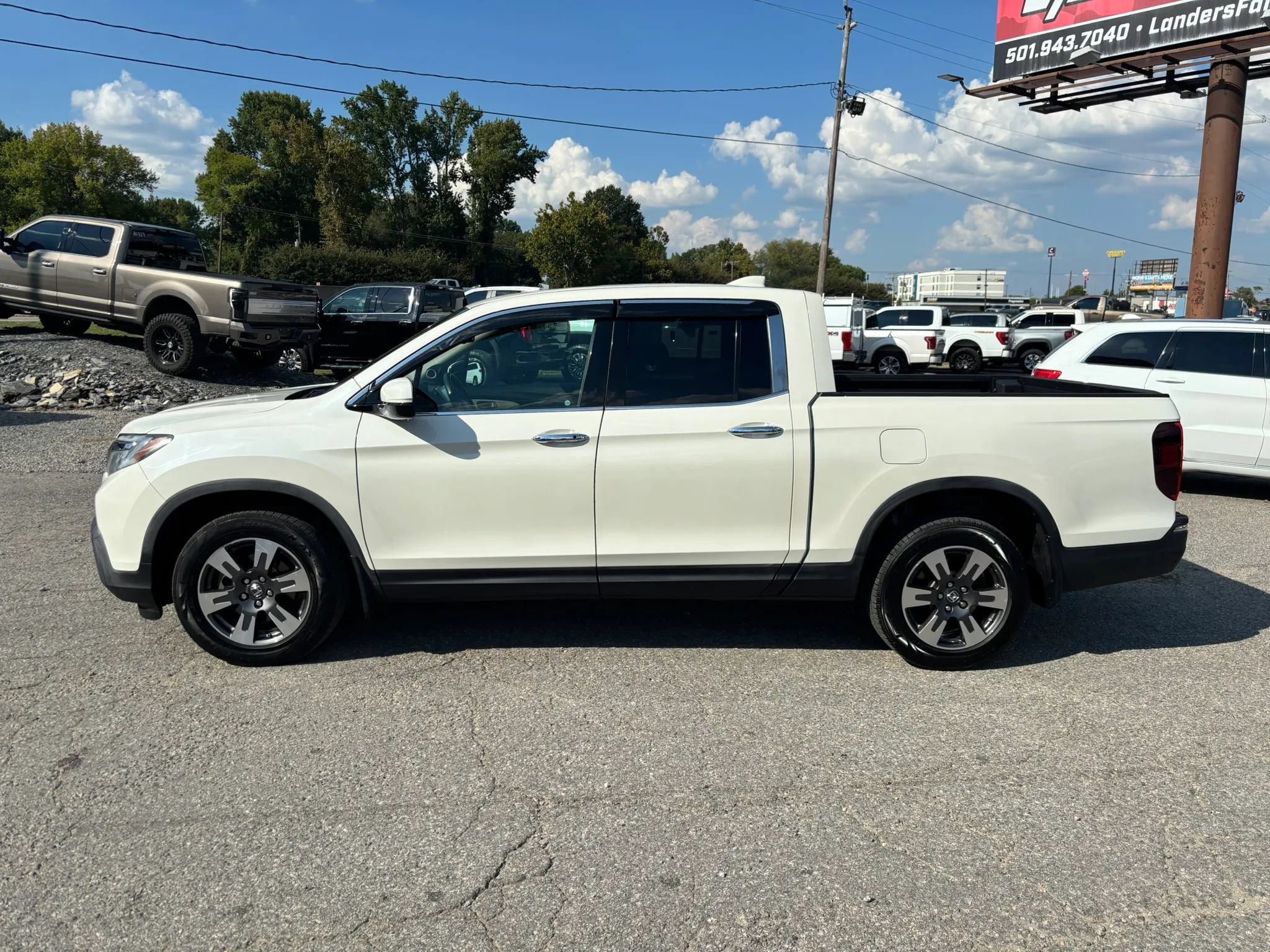 Used 2017 Honda Ridgeline RTL-E image 2