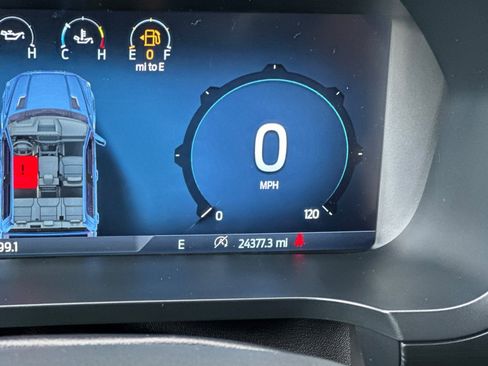 Used 2024 Ford F150 XLT w/ FX4 Off-Road Package image 28