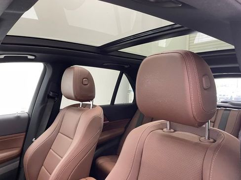 Used 2024 Mercedes-Benz GLE 350 4MATIC image 5