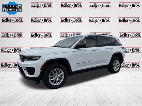 Certified 2024 Jeep Grand Cherokee Laredo X w/ Luxury Tech Group I AWD/4WD image 3