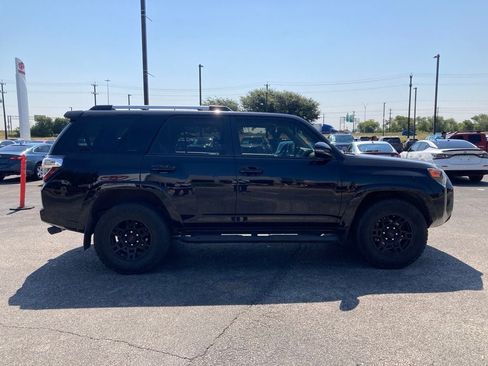 Used 2021 Toyota 4Runner SR5 Premium w/ Moonroof Package RWD image 4