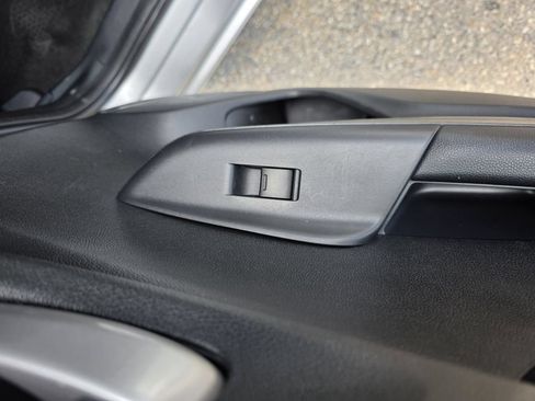 Used 2015 Honda Fit EX image 18