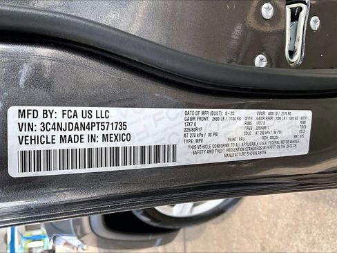 Used 2023 Jeep Compass Sport AWD/4WD image 35