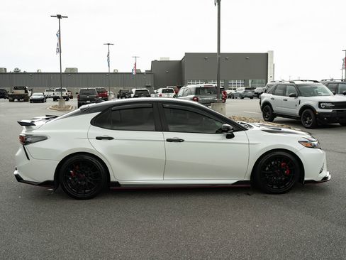 Used 2021 Toyota Camry TRD w/ TRD Package w/JBL Audio FWD image 11