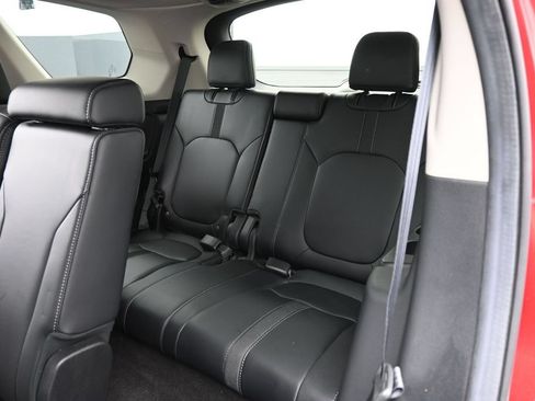 Used 2025 Honda Pilot EX-L image 27