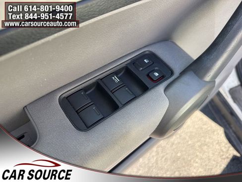 Used 2010 Honda CR-V LX image 11