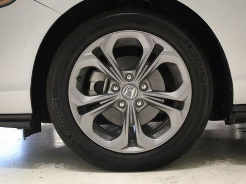 Used 2024 Honda Accord EX image 7