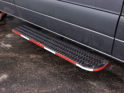 Used 2022 Mercedes-Benz Sprinter 4500 image 10