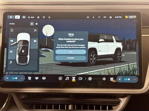 Used 2024 Rivian R1S Adventure image 15