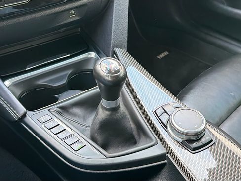 Used 2017 BMW M4 Coupe image 17