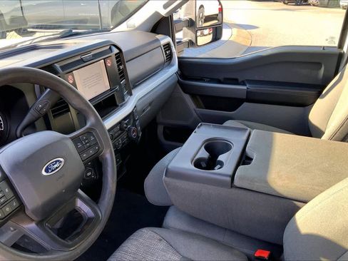 Used 2025 Ford F350 XLT image 14