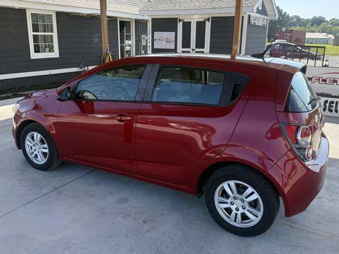 Used 2012 Chevrolet Sonic LS FWD image 9