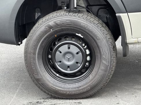 New 2026 Mercedes-Benz Sprinter 2500 image 24