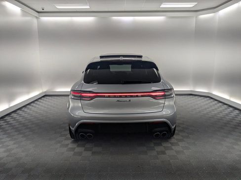 Used 2024 Porsche Macan S image 9