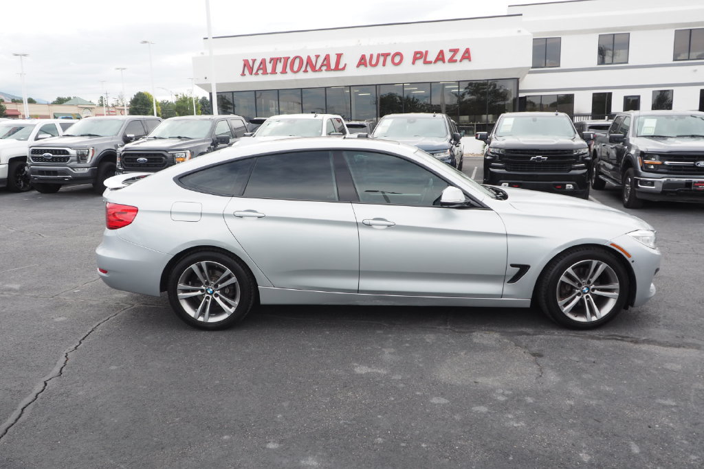 Used 2016 BMW 328i Gran Turismo xDrive AWD/4WD image 4