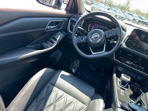 Used 2023 Nissan Rogue Platinum w/ Platinum Premium Package AWD/4WD image 22