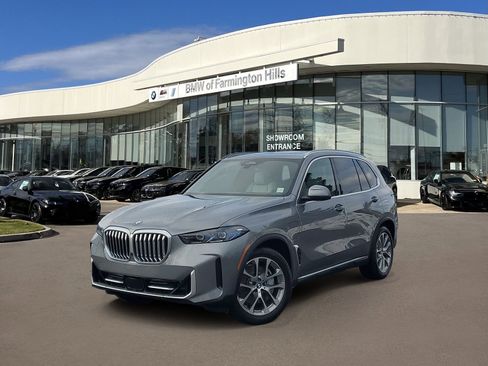 New 2026 BMW X5 xDrive50e AWD/4WD image 1