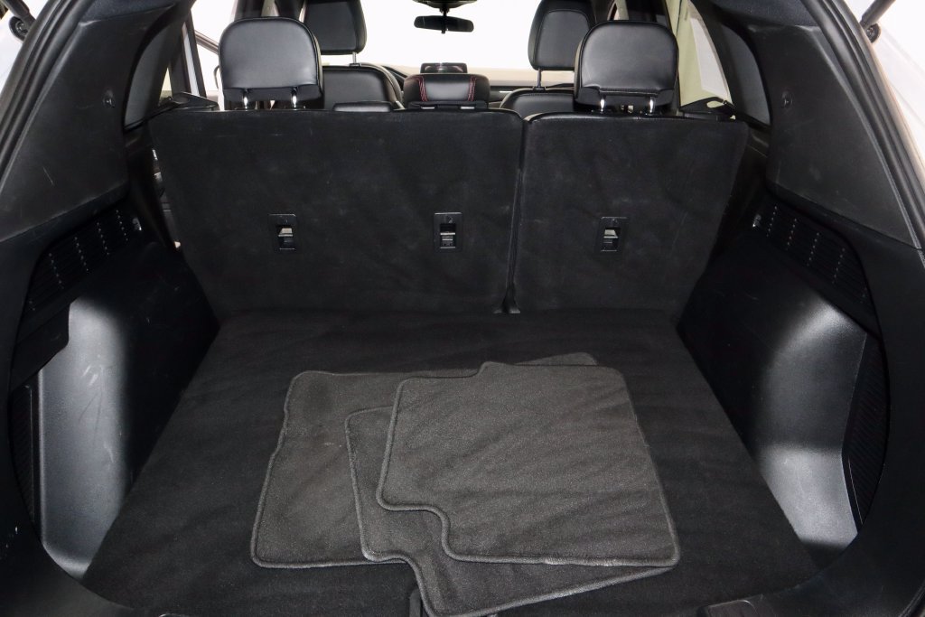 Certified 2025 Ford Escape ST-Line AWD/4WD image 13