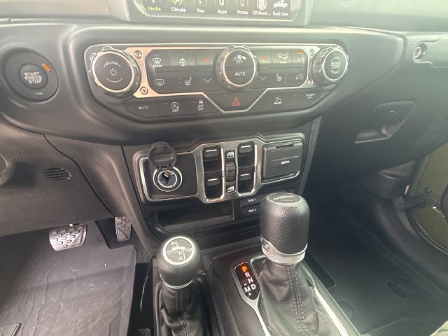 Used 2023 Jeep Gladiator Sport AWD/4WD image 26