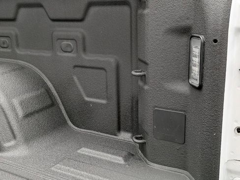 Used 2021 Chevrolet Silverado 1500 LT w/ Bed Protection Package image 13